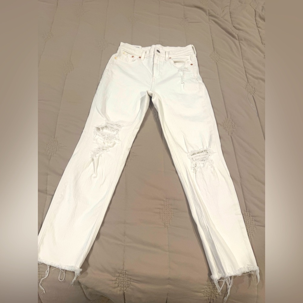 GAP white jeans, size 27/4. Straight legs, high waist, some distressing.